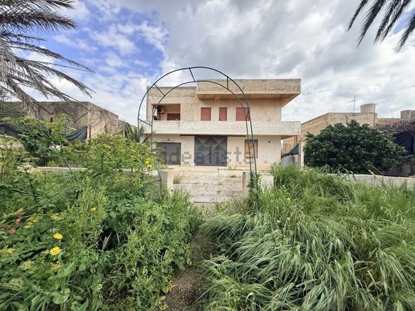 casa indipendente in vendita a Marsala