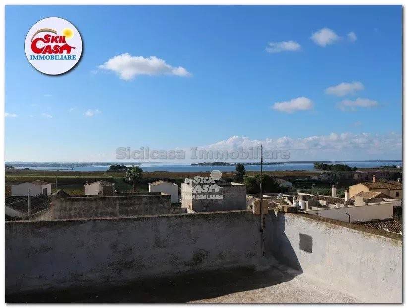 intera palazzina in vendita a Marsala in zona Birgi