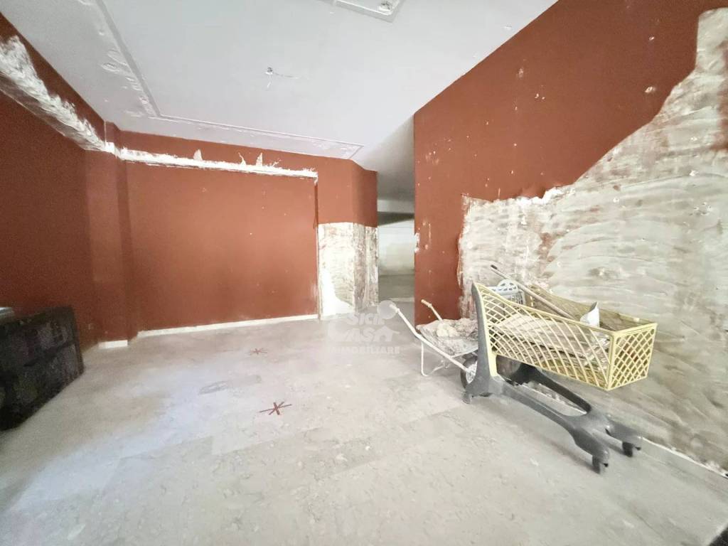 negozio in vendita a Marsala in zona Centro Storico
