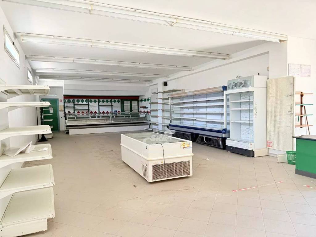 negozio in vendita a Marsala in zona Centro Storico