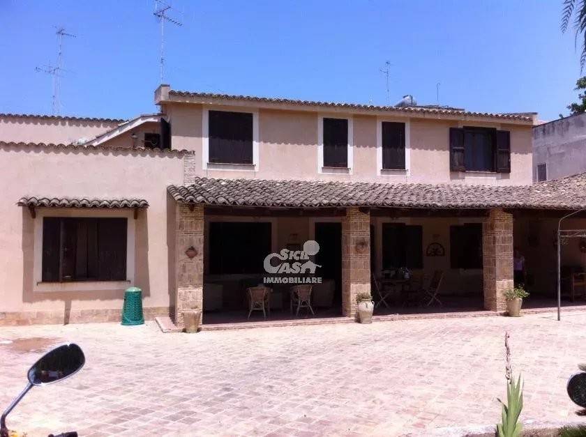 casa indipendente in vendita a Marsala in zona Santa Venera