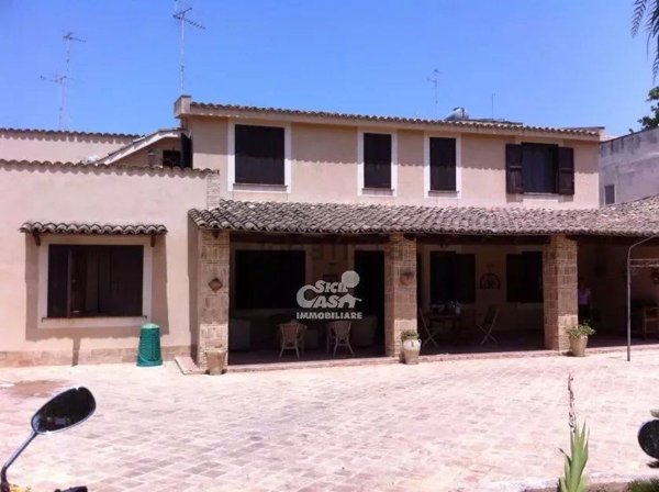 casa indipendente in vendita a Marsala in zona Santa Venera
