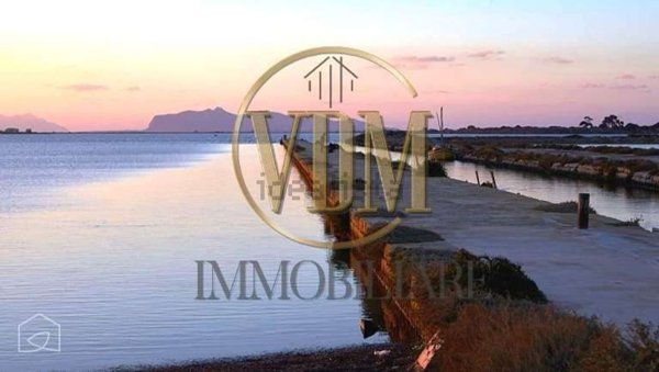 casa indipendente in vendita a Marsala