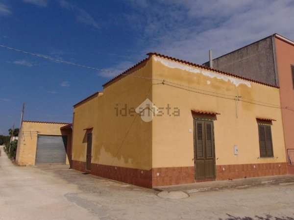 casa indipendente in vendita a Marsala