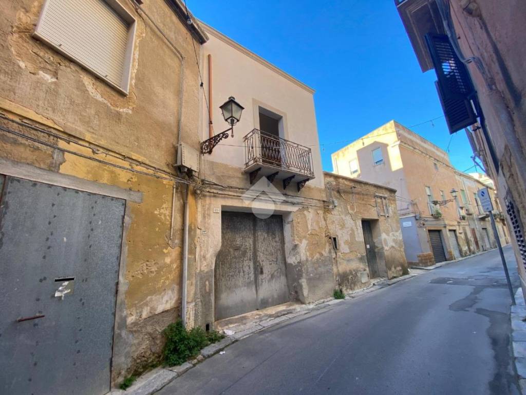 casa indipendente in vendita a Marsala in zona Centro Storico