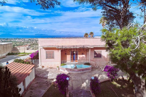 casa indipendente in vendita a Marsala