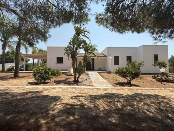 casa indipendente in vendita a Marsala