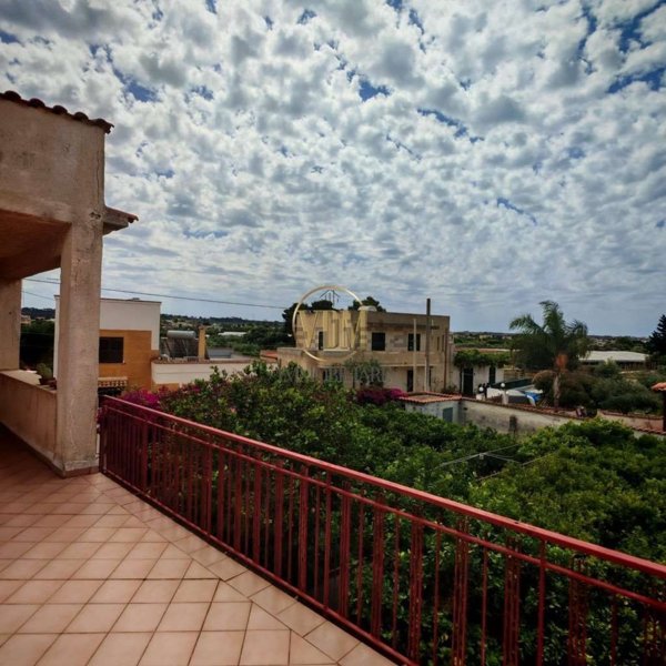 casa indipendente in vendita a Marsala