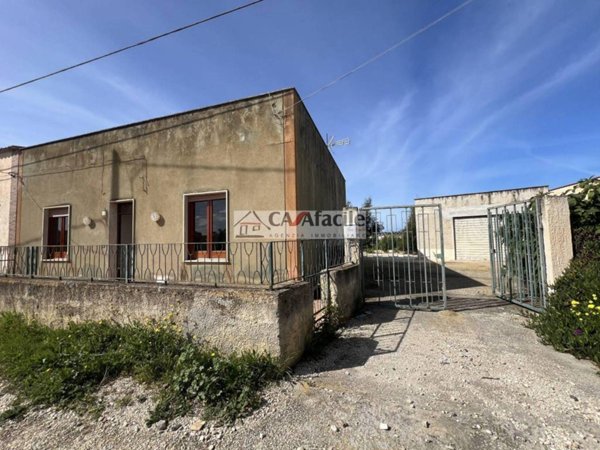 casa indipendente in vendita a Marsala in zona Birgi