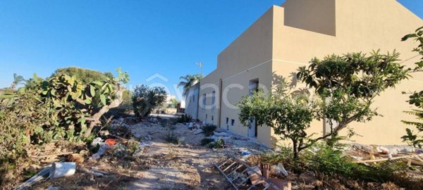 casa indipendente in vendita a Marsala