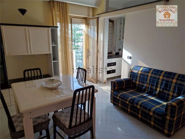 appartamento in vendita a Marsala in zona Strasatti