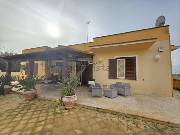 casa indipendente in vendita a Marsala