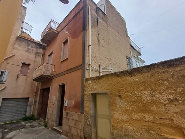 casa indipendente in vendita a Marsala