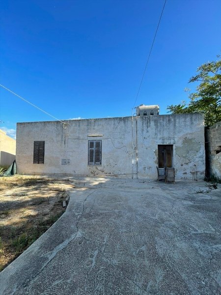 casa indipendente in vendita a Marsala