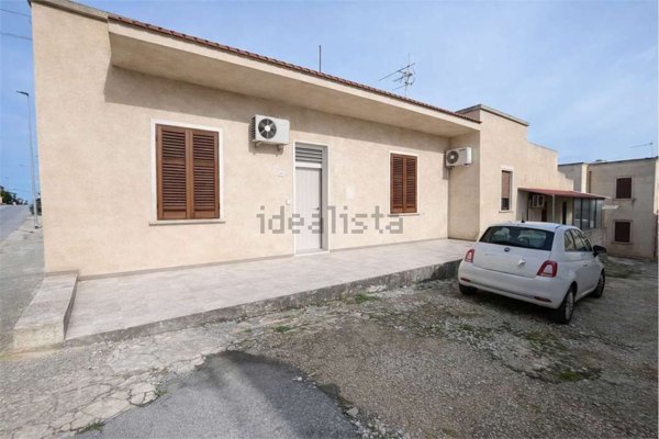 casa indipendente in vendita a Marsala