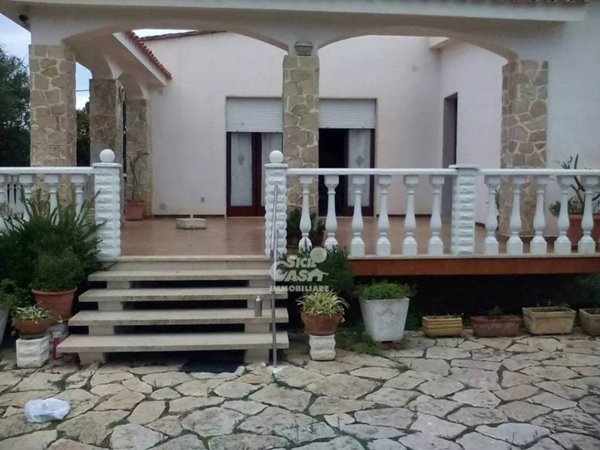 casa indipendente in vendita a Marsala in zona Casabianca