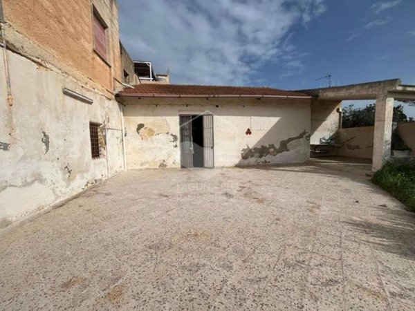 casa indipendente in vendita a Marsala
