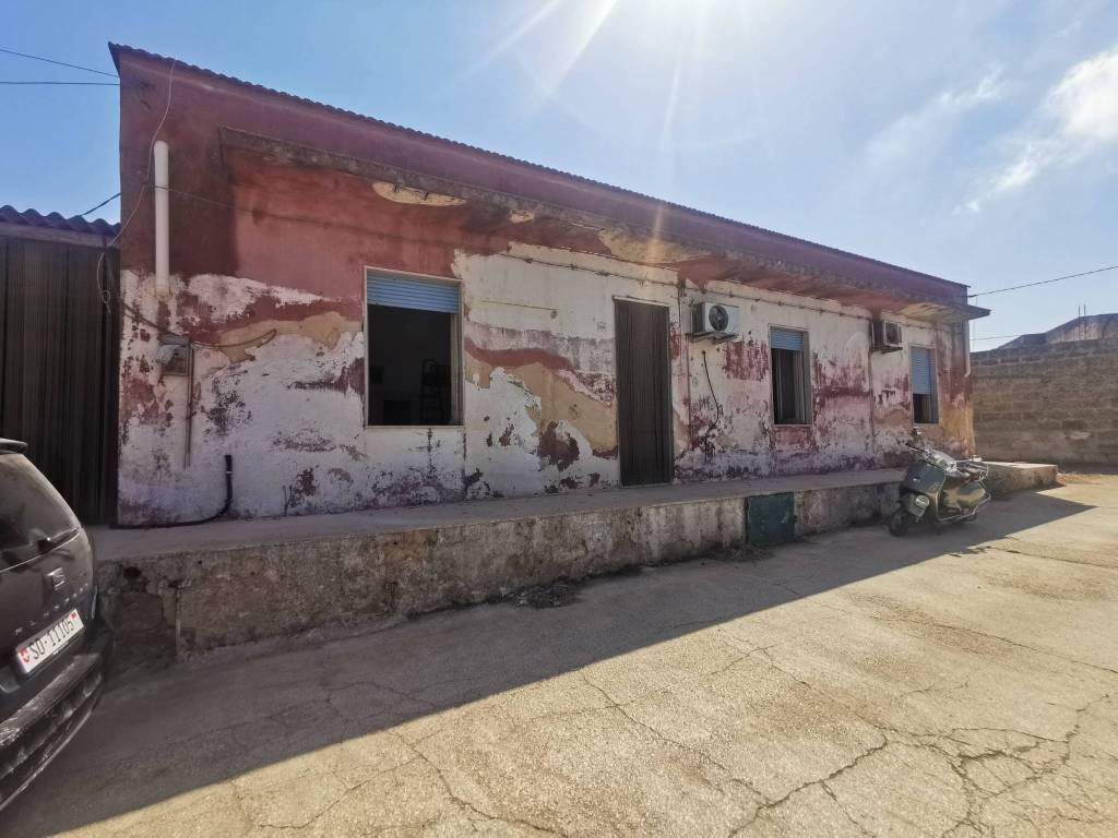 casa indipendente in vendita a Marsala