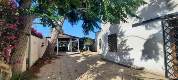 casa indipendente in vendita a Marsala