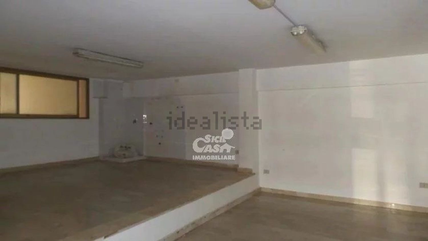 locale commerciale in vendita a Marsala