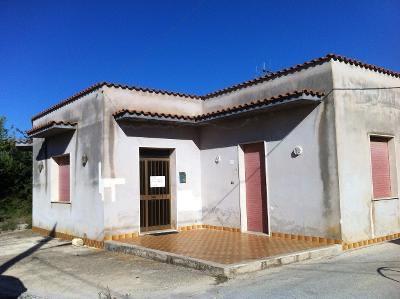casa indipendente in vendita a Marsala