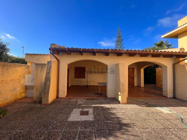 casa indipendente in vendita a Marsala