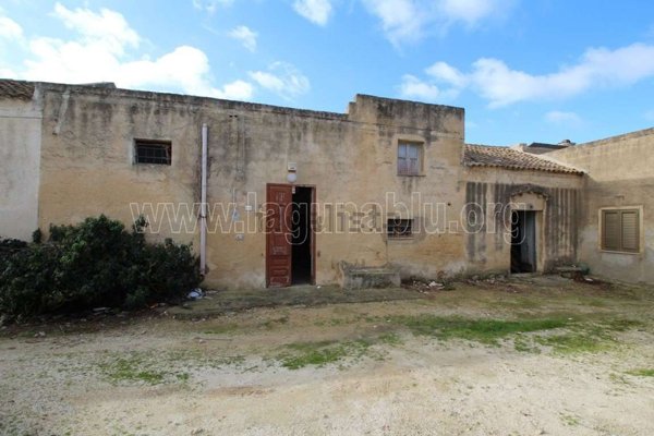 casa indipendente in vendita a Marsala
