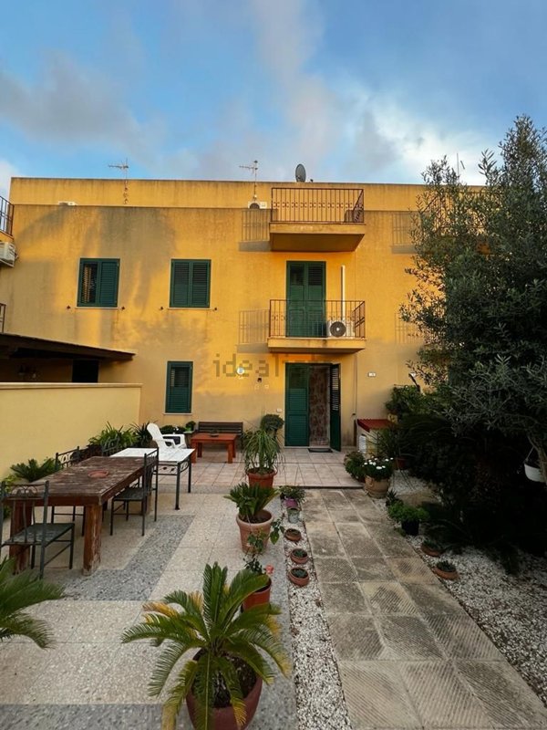 casa indipendente in vendita a Marsala