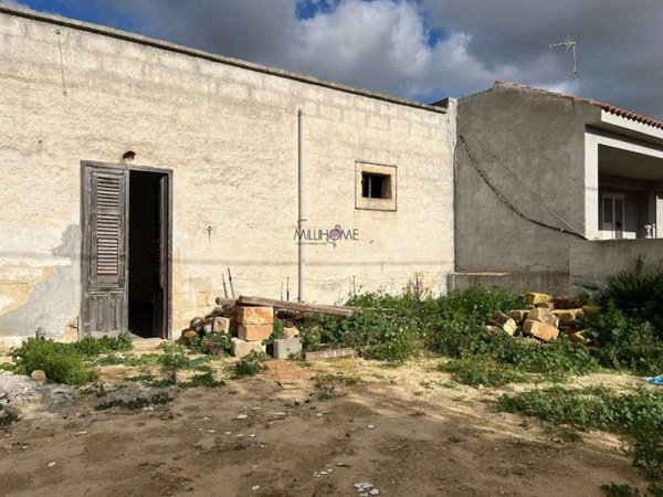 casa indipendente in vendita a Marsala