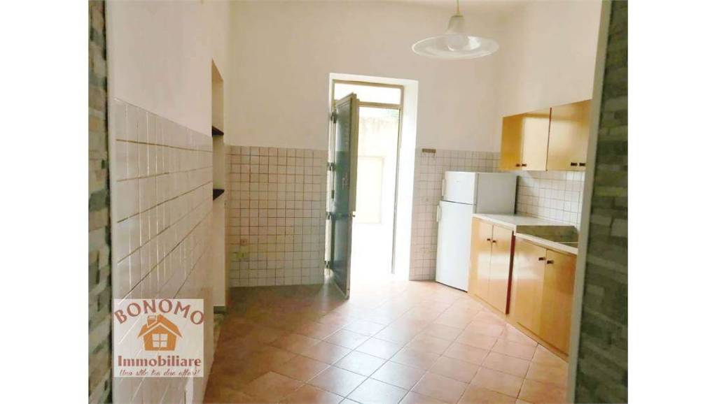 casa indipendente in vendita a Marsala in zona Strasatti