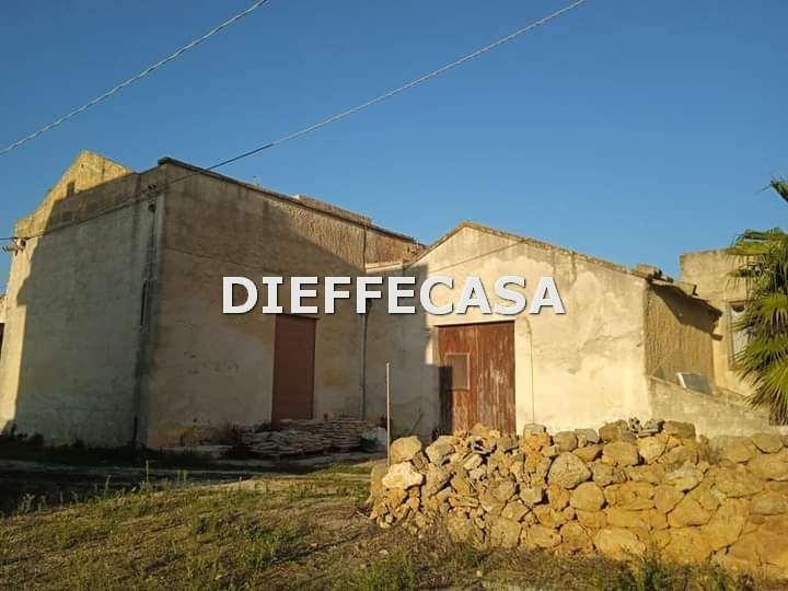 casa indipendente in vendita a Marsala