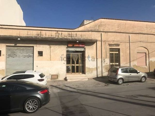 casa indipendente in vendita a Marsala