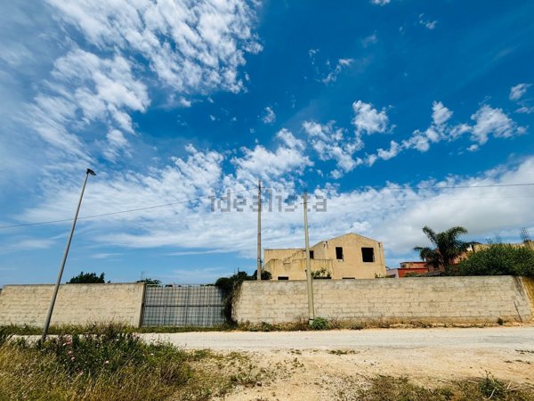 casa indipendente in vendita a Marsala