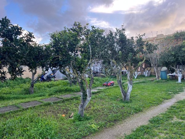 casa indipendente in vendita a Marsala