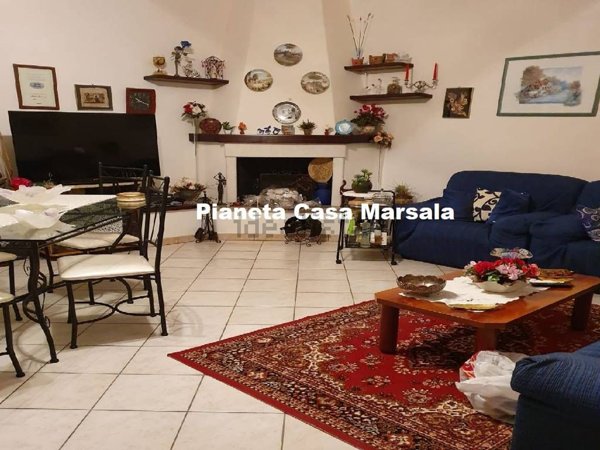 casa indipendente in vendita a Marsala