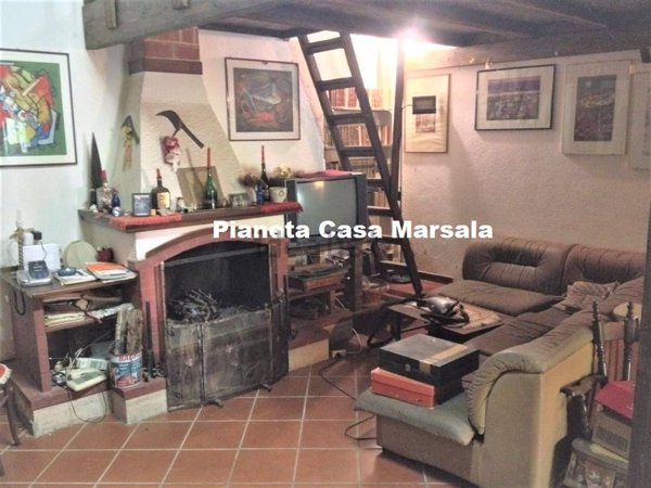 casa indipendente in vendita a Marsala