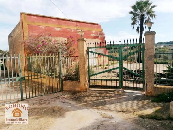 casa indipendente in vendita a Marsala