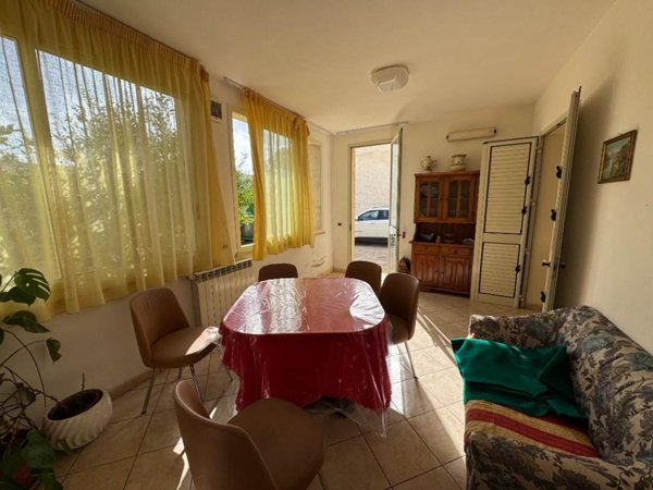 casa indipendente in vendita a Marsala