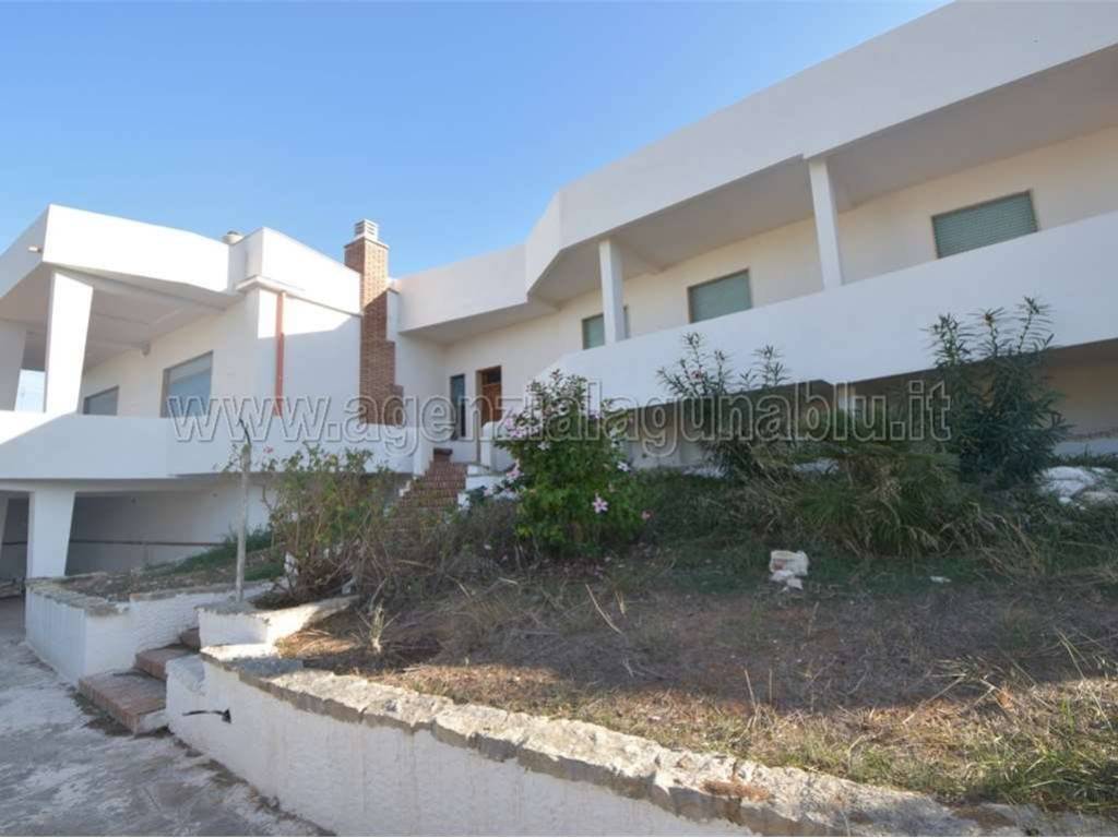 casa indipendente in vendita a Marsala in zona Santa Venera