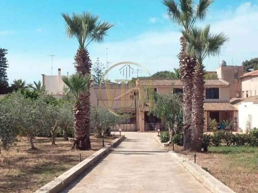 appartamento in vendita a Marsala in zona Santa Venera