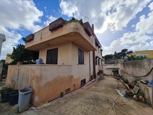 casa indipendente in vendita a Marsala