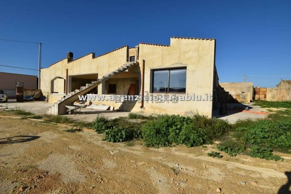 casa indipendente in vendita a Marsala