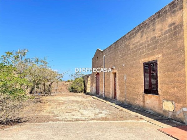 appartamento in vendita a Marsala in zona Stazzone