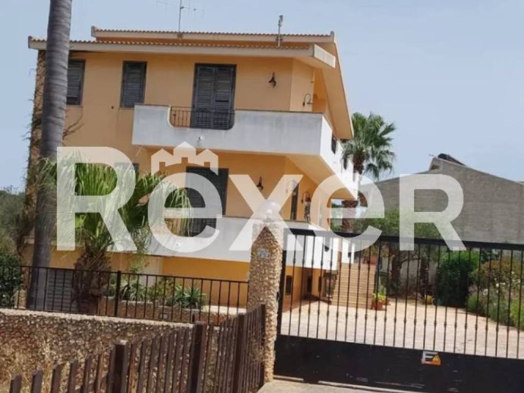casa indipendente in vendita a Marsala