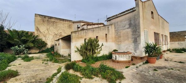 casa indipendente in vendita a Marsala