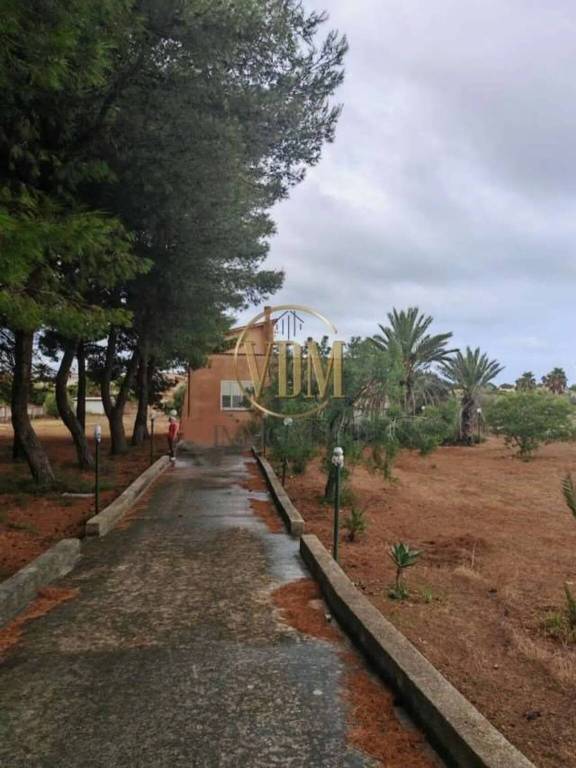 casa indipendente in vendita a Marsala