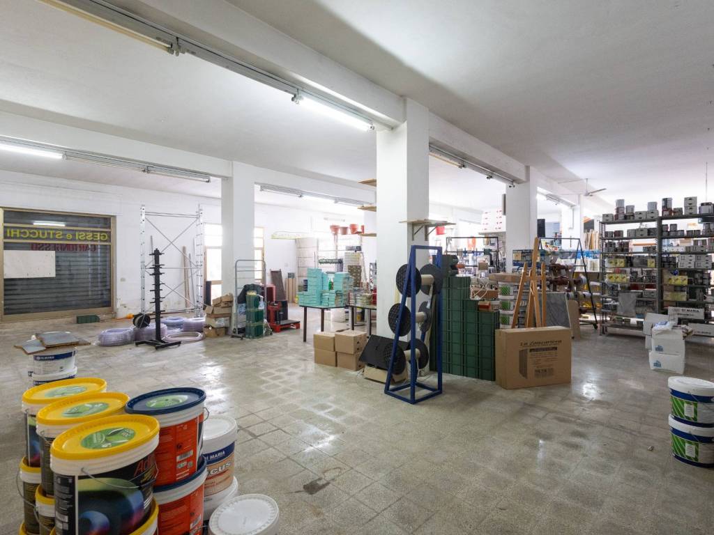 negozio in vendita a Marsala