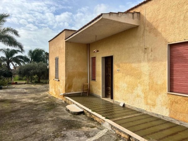 casa indipendente in vendita a Marsala