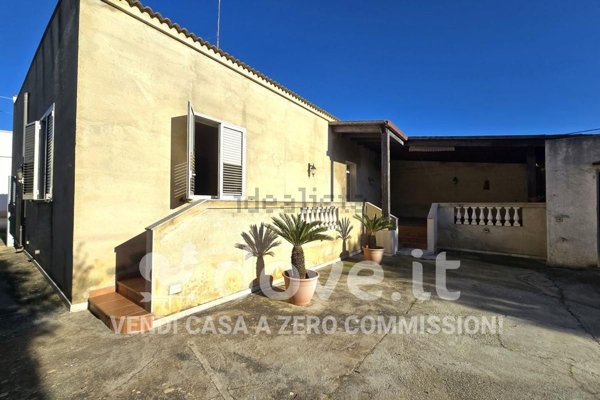 casa indipendente in vendita a Marsala