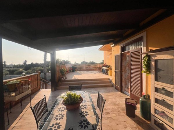 casa indipendente in vendita a Marsala